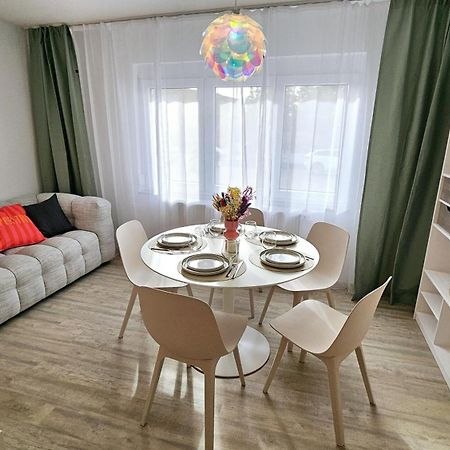 Stadtgarten-Studios - Im Zentrum Mit Parkplatz Weingarten  Esterno foto